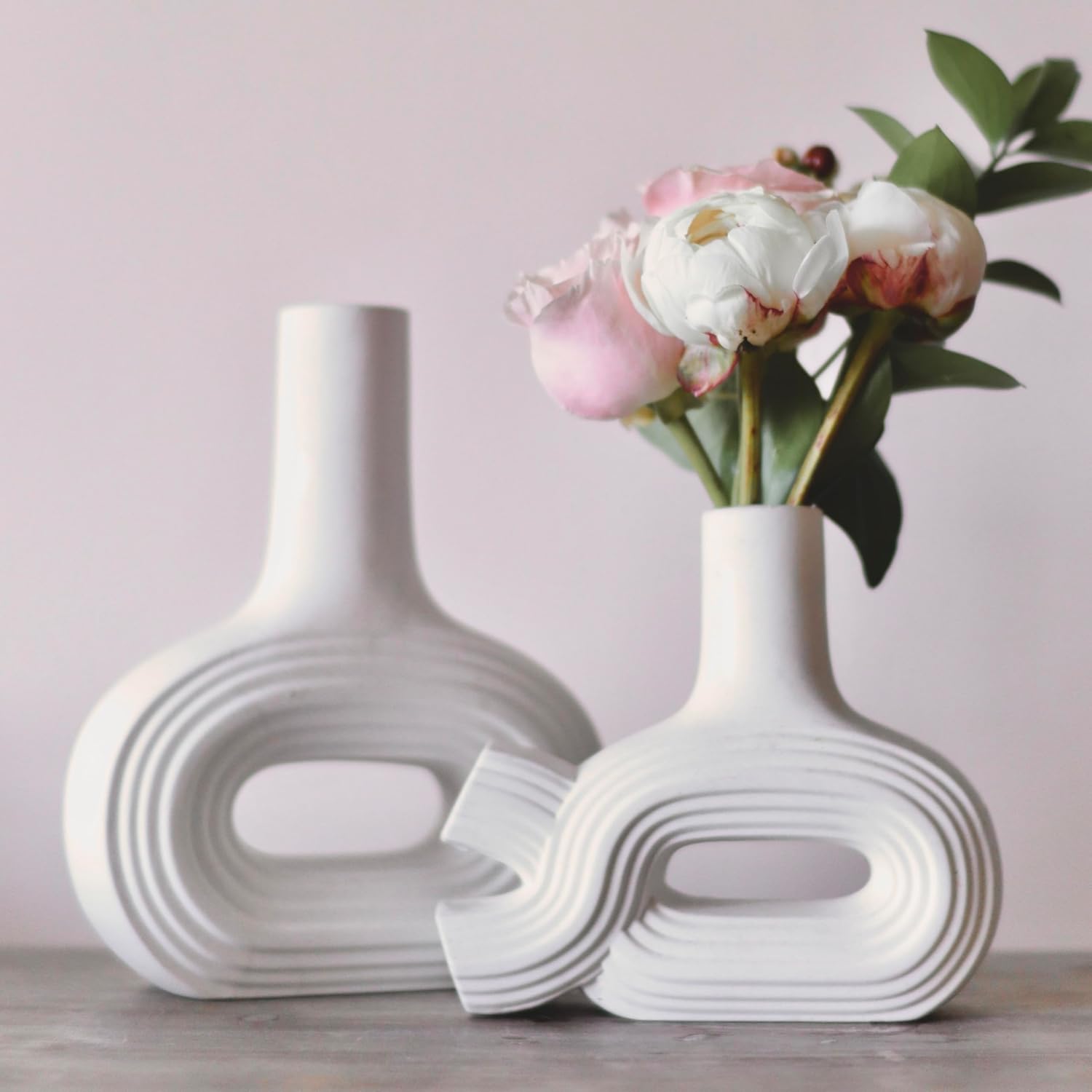 Carrot’s Den Set of 2 White Ceramic Hollow, Ribbed Vases – Modern Home Minimalist Nordic Decor | Living Room, Entryway, Centerpiece, Coffee Table, Console, Book Shelf, Office, Wedding, Olive Plant