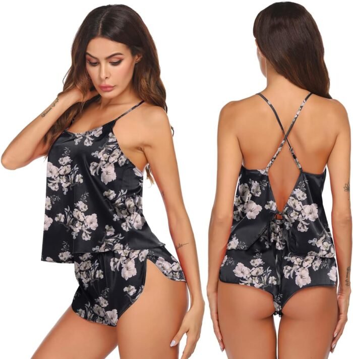 Ekouaer Silk Pajamas Set for Women Satin Backless Lingerie Pjs Cami Top and Shorts Nightwear