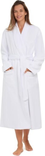 🔹 elegant bathrobe