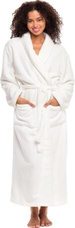 🔹 elegant bathrobe