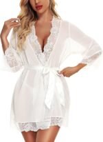 🔹 luxurious lace robe