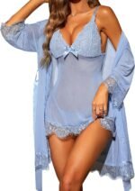 🔹 luxurious lace robe