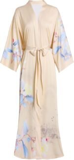 🔹 elegant silk robe