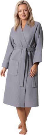🔹 comfortable cotton robe
