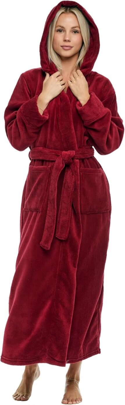🔹 elegant bathrobe