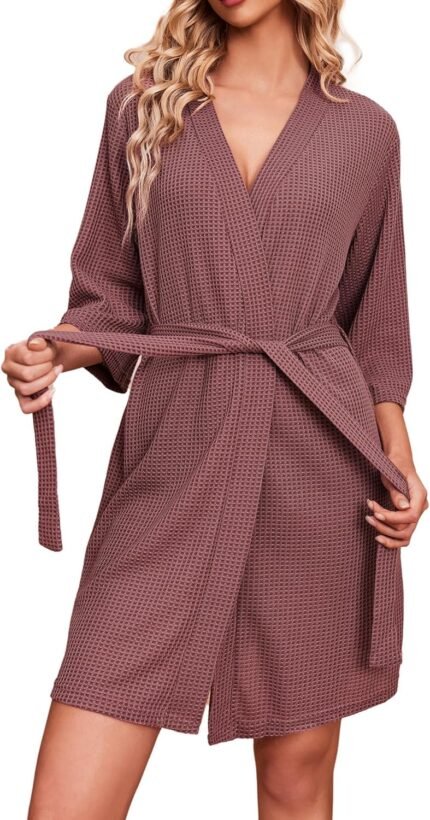 🔹 high-end chiffon robe.