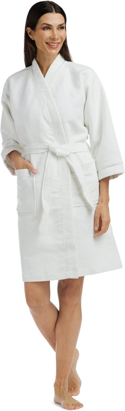 🔹 comfortable cotton robe