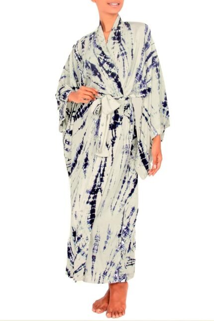 🔹 high-end chiffon robe.