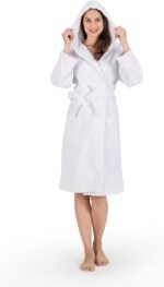 🔹 comfortable cotton robe