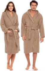 🔹 comfortable cotton robe