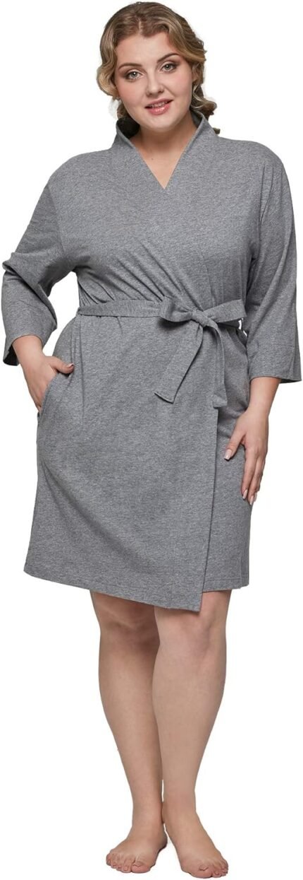 🔹 comfortable cotton robe