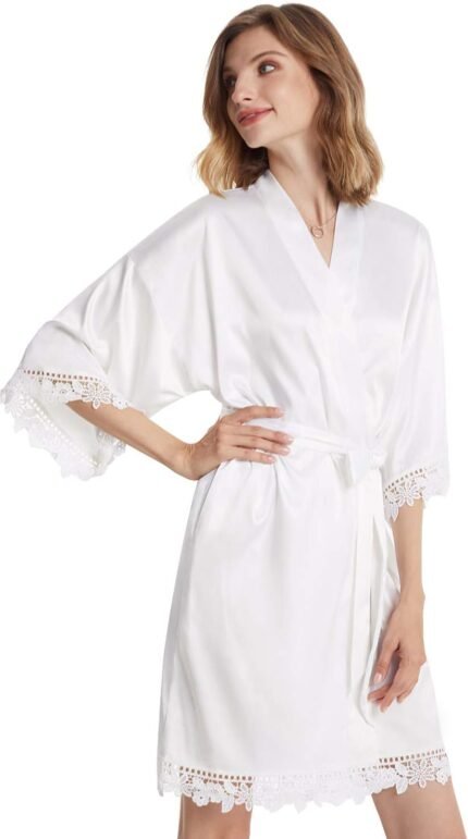 🔹 elegant silk robe