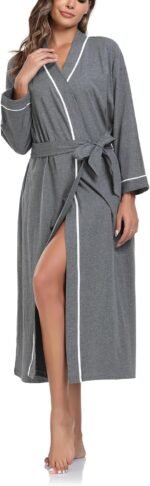 🔹 comfortable cotton robe