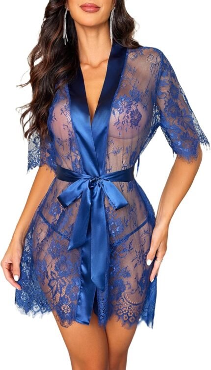 🔹 luxurious lace robe