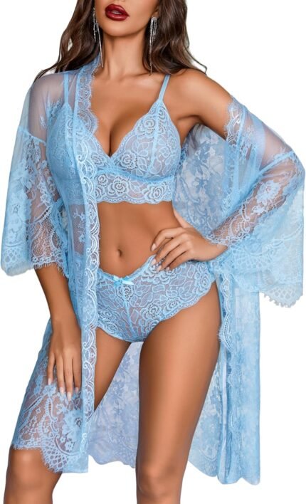 🔹 luxurious lace robe