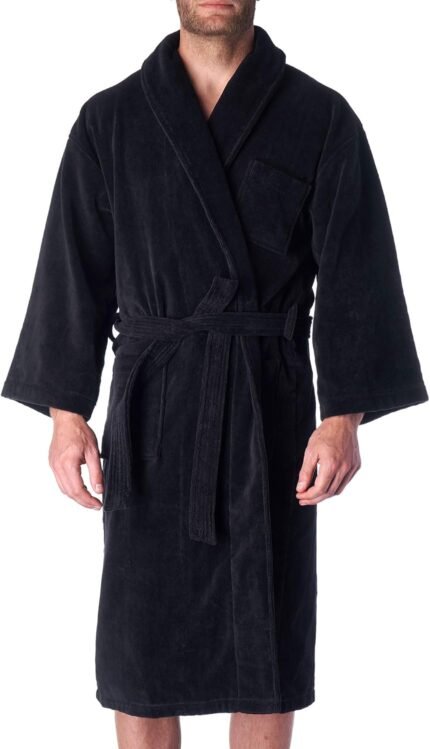 🔹 luxurious bathrobe