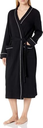 🔹 luxurious bathrobe