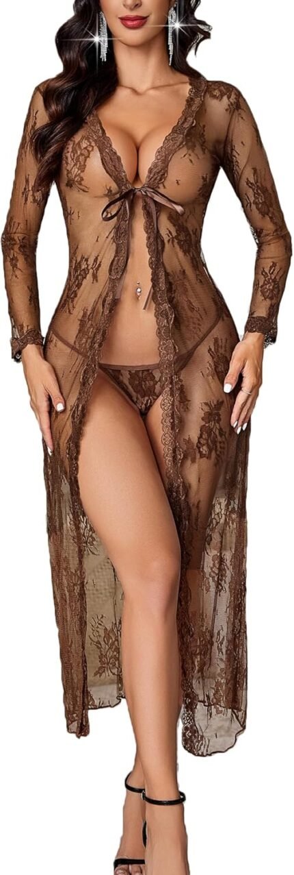 🔹 luxurious lace robe