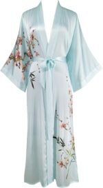 🔹 elegant silk robe